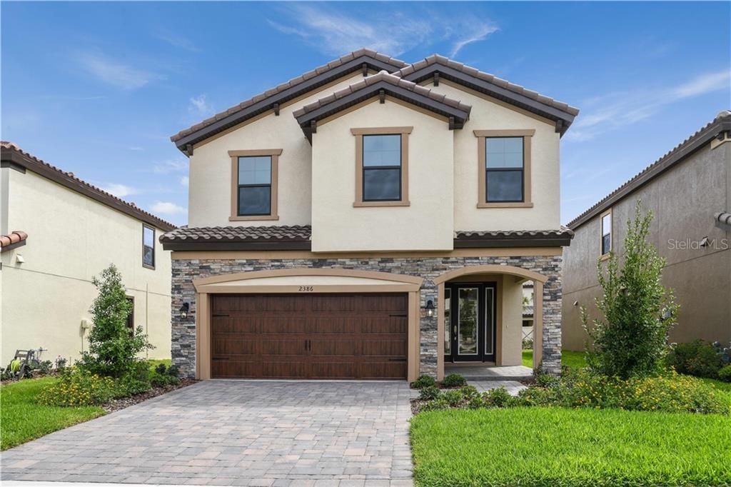 Recently Sold: $379,990 (4 beds, 2 baths, 2799 Square Feet)