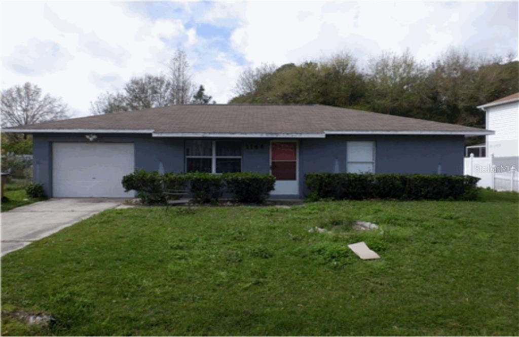 Recently Sold: $130,000 (2 beds, 1 baths, 858 Square Feet)