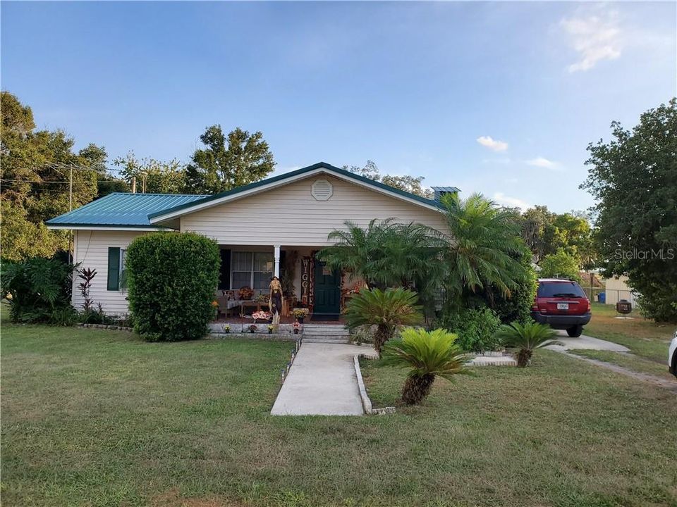 Недавно продано: $149,900 (4 спален, 2 ванн, 1428 Квадратных фут)