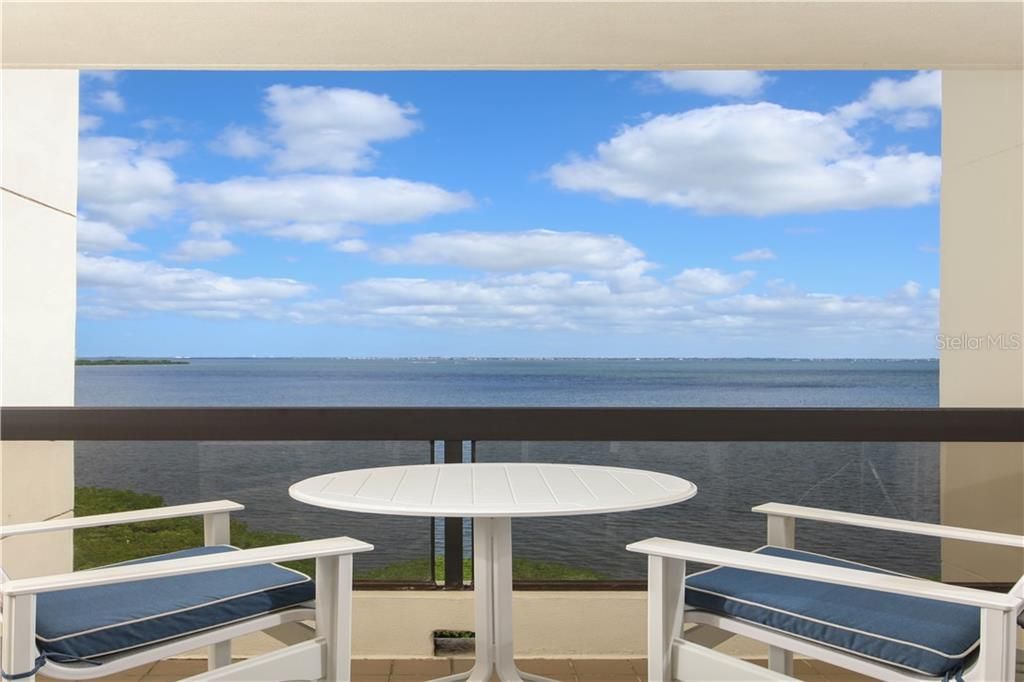 Recently Sold: $399,900 (2 beds, 2 baths, 1192 Square Feet)