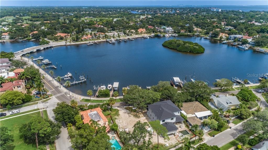 Recently Sold: $1,425,000 (0.33 acres)