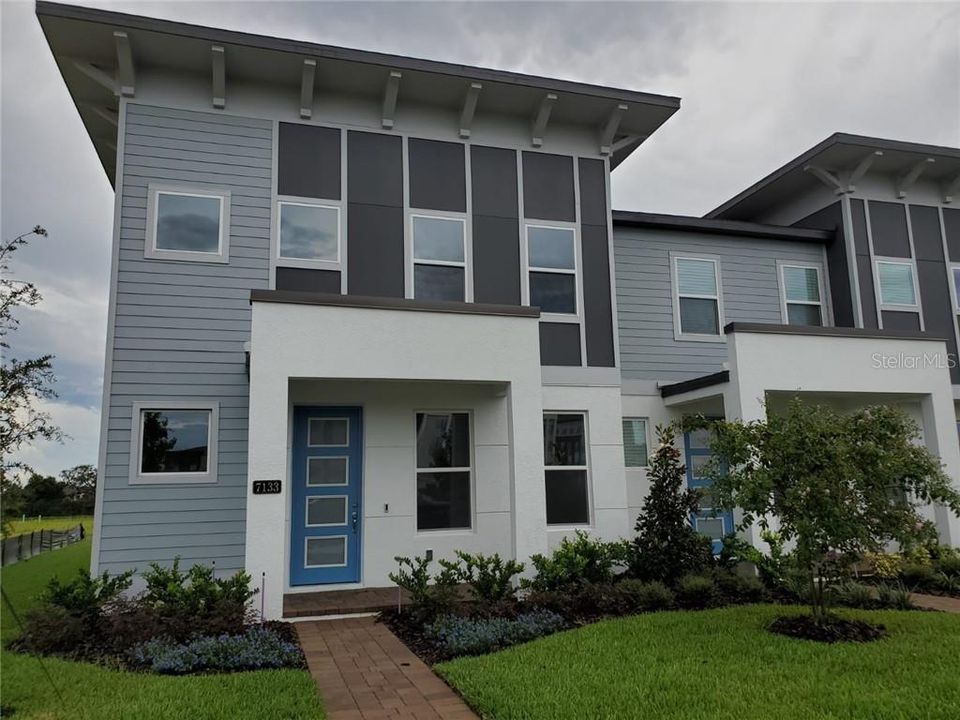 Recently Rented: $2,850 (3 beds, 2 baths, 1937 Square Feet)