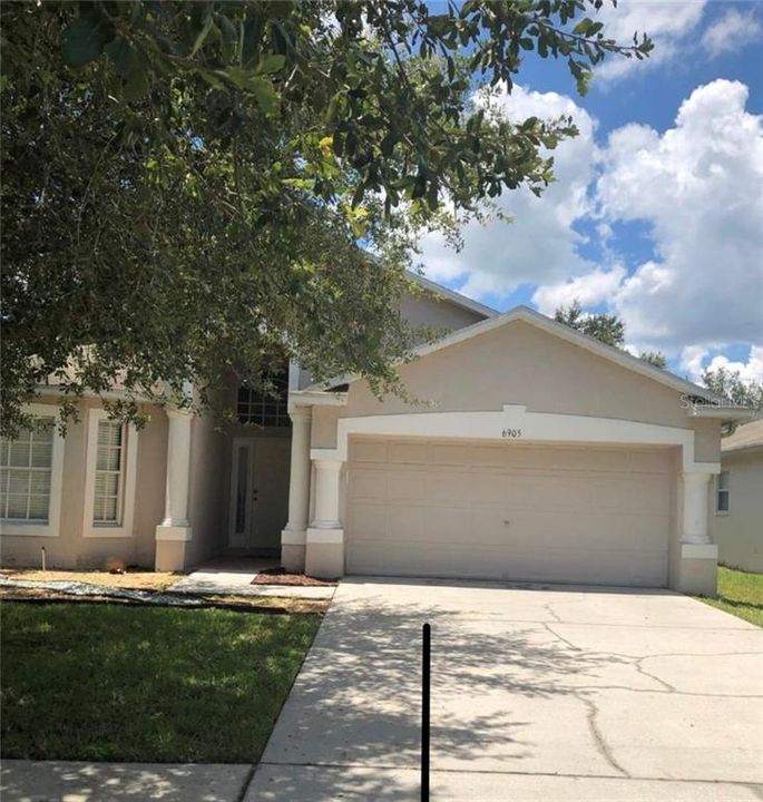 Recently Sold: $100,000 (4 beds, 3 baths, 1782 Square Feet)