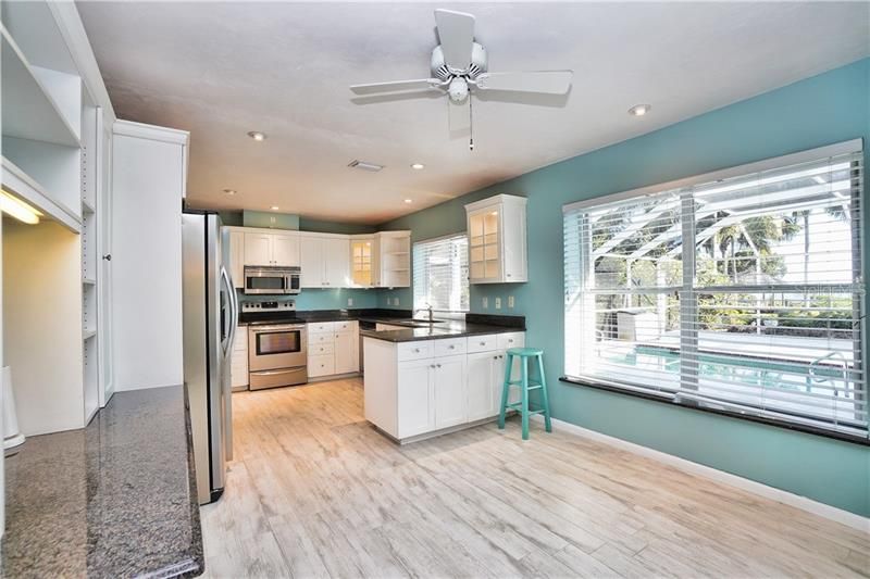 Recently Sold: $795,000 (3 beds, 2 baths, 1758 Square Feet)