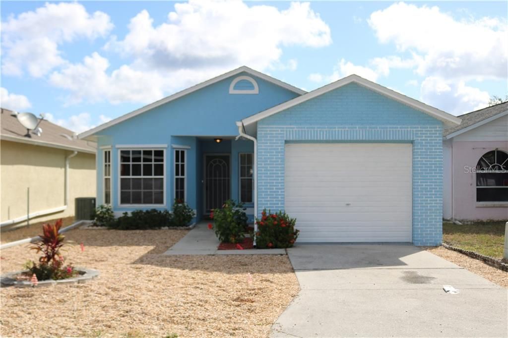 Recently Sold: $132,499 (2 beds, 2 baths, 1082 Square Feet)