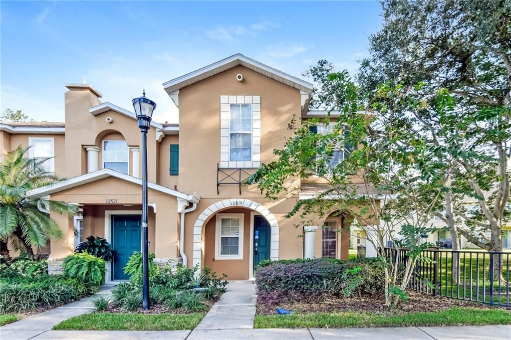 Recently Sold: $165,000 (3 beds, 2 baths, 1640 Square Feet)