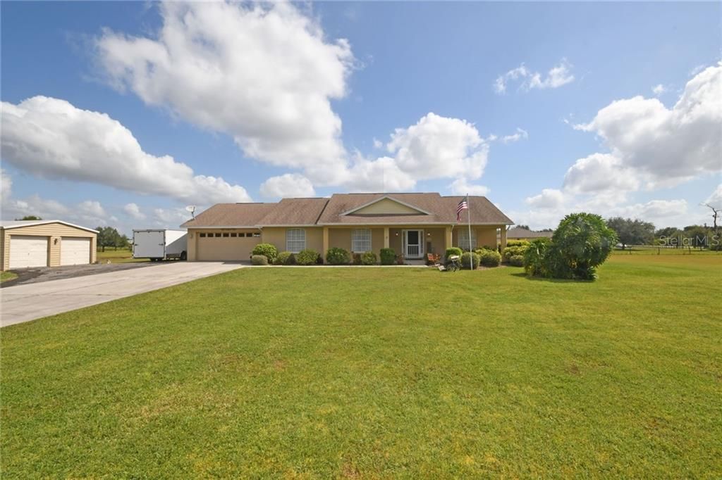 Recently Sold: $439,900 (3 beds, 2 baths, 2268 Square Feet)