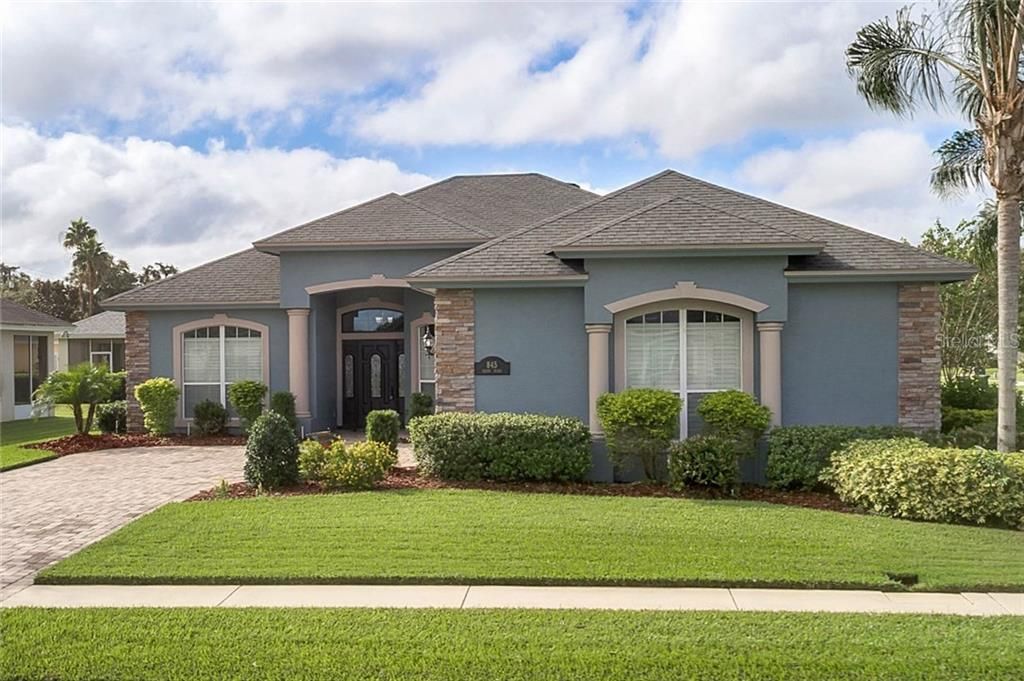 Recently Sold: $279,000 (3 beds, 2 baths, 2188 Square Feet)
