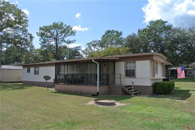 Recently Sold: $69,500 (3 beds, 2 baths, 924 Square Feet)