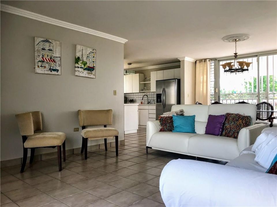 Vendido Recientemente: $275,000 (4 camas, 2 baños, 0 Pies cuadrados)