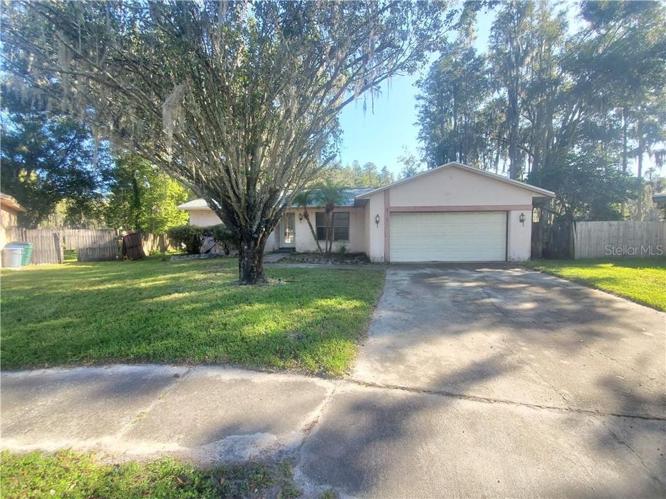 Vendido Recientemente: $175,000 (3 camas, 2 baños, 1208 Pies cuadrados)