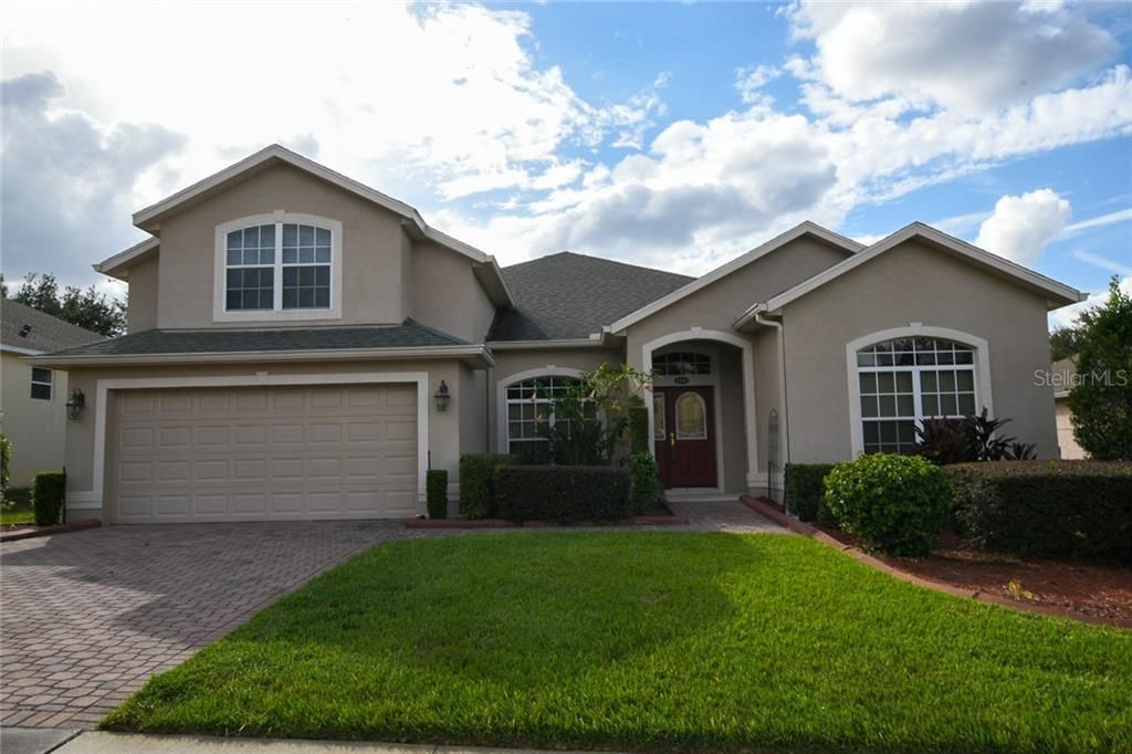 Vendido Recientemente: $307,900 (5 camas, 2 baños, 2670 Pies cuadrados)
