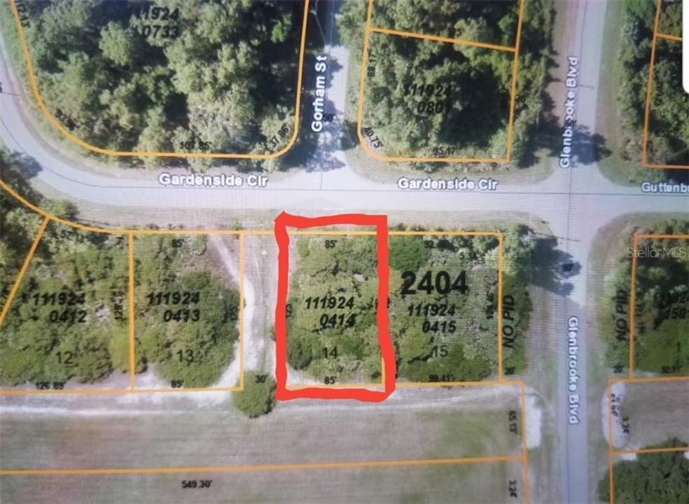 最近售出: $8,500 (0.24 acres)