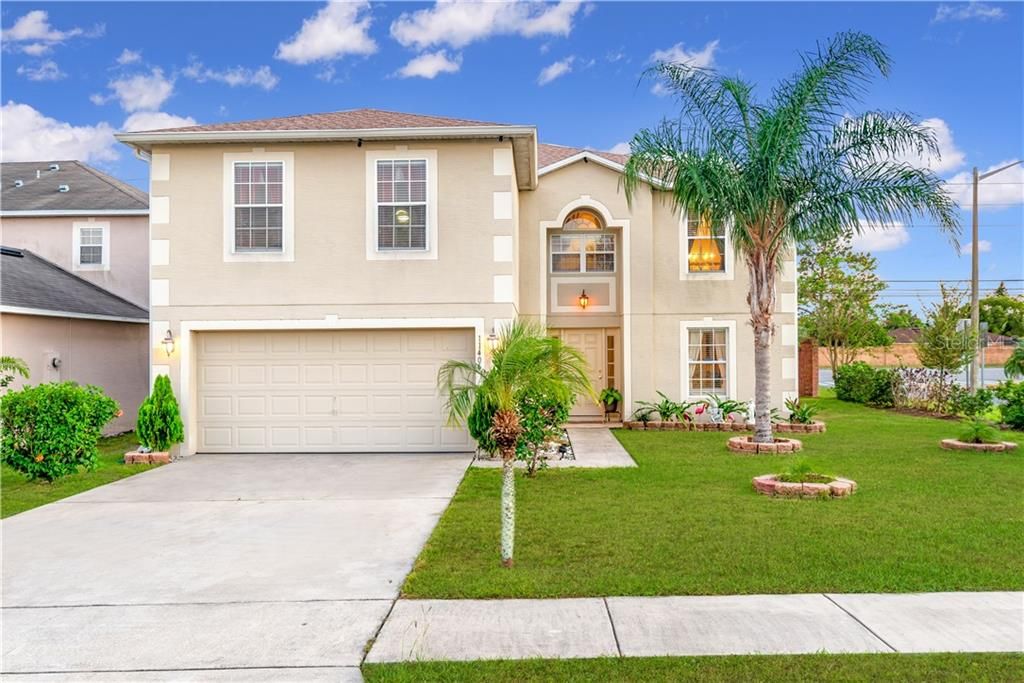 Vendido Recientemente: $295,000 (4 camas, 2 baños, 2814 Pies cuadrados)