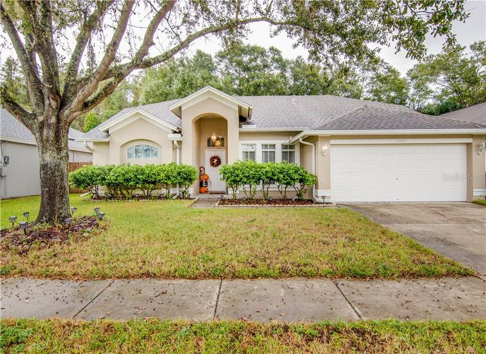 Recently Sold: $329,900 (3 beds, 2 baths, 1757 Square Feet)