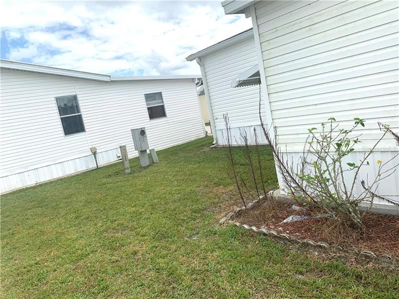 Recently Sold: $89,900 (2 beds, 2 baths, 1128 Square Feet)