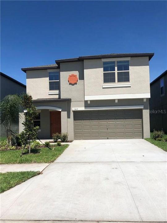 Vendido Recientemente: $249,990 (5 camas, 2 baños, 2215 Pies cuadrados)