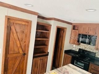 Vendido Recientemente: $122,990 (3 camas, 2 baños, 1456 Pies cuadrados)