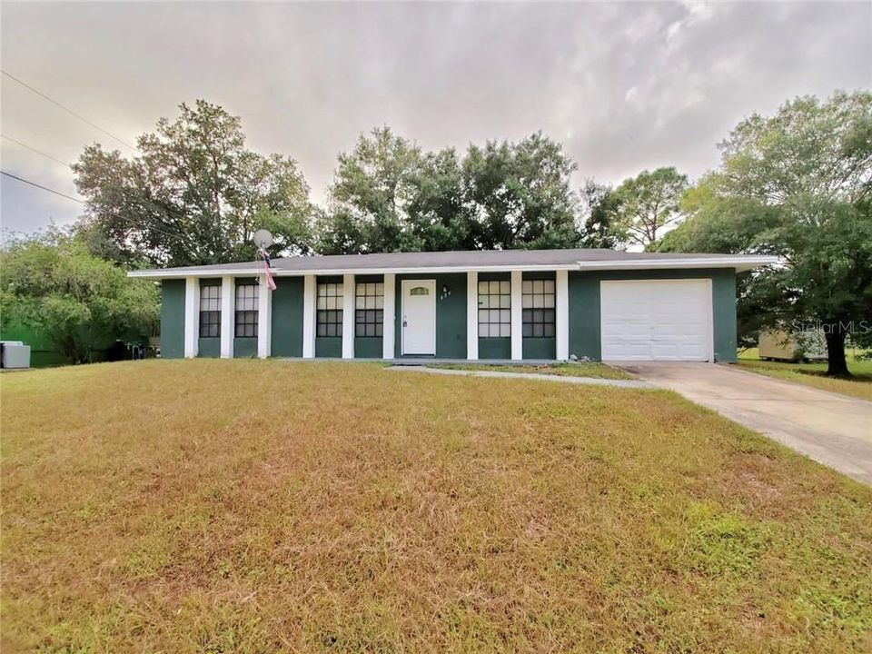 Recently Sold: $129,500 (3 beds, 2 baths, 1040 Square Feet)