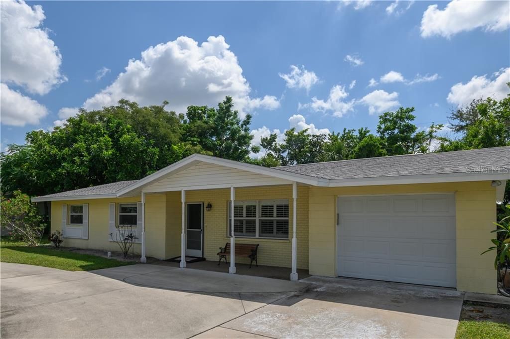 Recently Sold: $269,000 (3 beds, 2 baths, 1459 Square Feet)