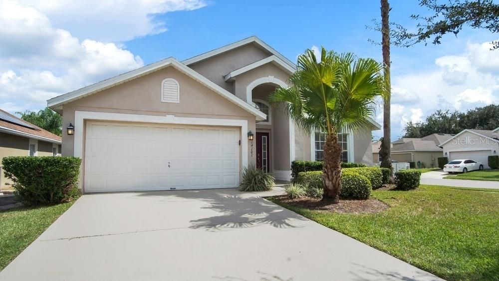 Recently Sold: $313,000 (4 beds, 2 baths, 1939 Square Feet)