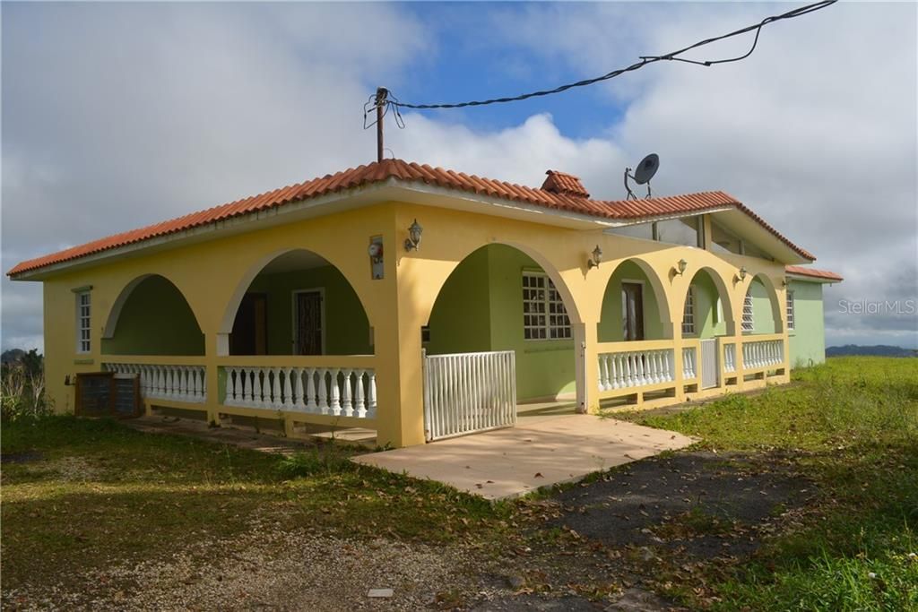 Recently Sold: $145,000 (3 beds, 3 baths, 2028 Square Feet)