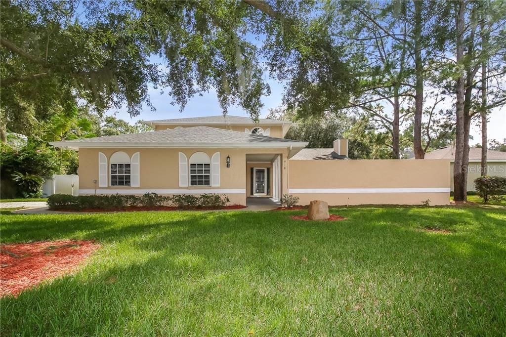 Vendido Recientemente: $395,000 (4 camas, 2 baños, 2746 Pies cuadrados)