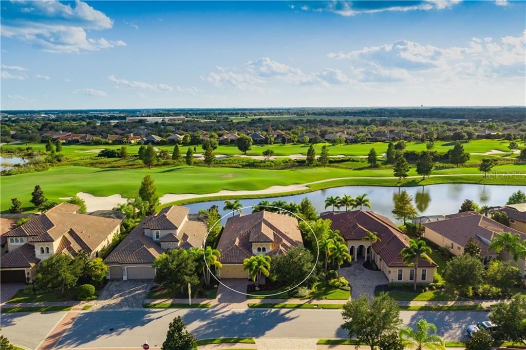 Recently Sold: $825,000 (3 beds, 3 baths, 3007 Square Feet)
