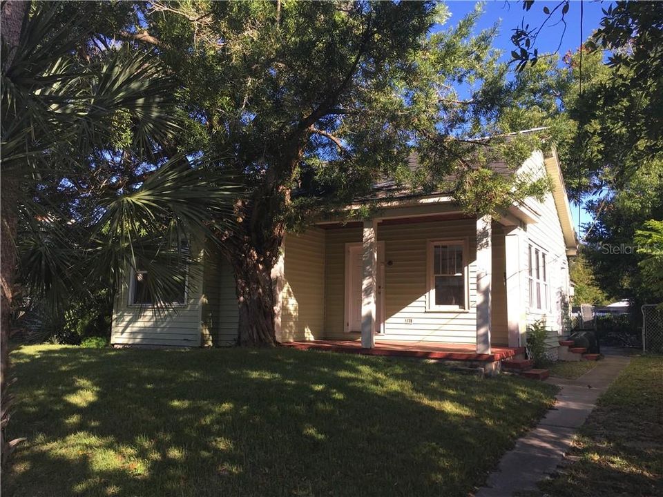 Recently Sold: $123,000 (2 beds, 1 baths, 856 Square Feet)