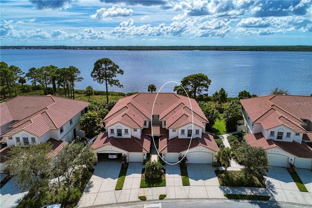 Recently Sold: $289,000 (3 beds, 2 baths, 2041 Square Feet)
