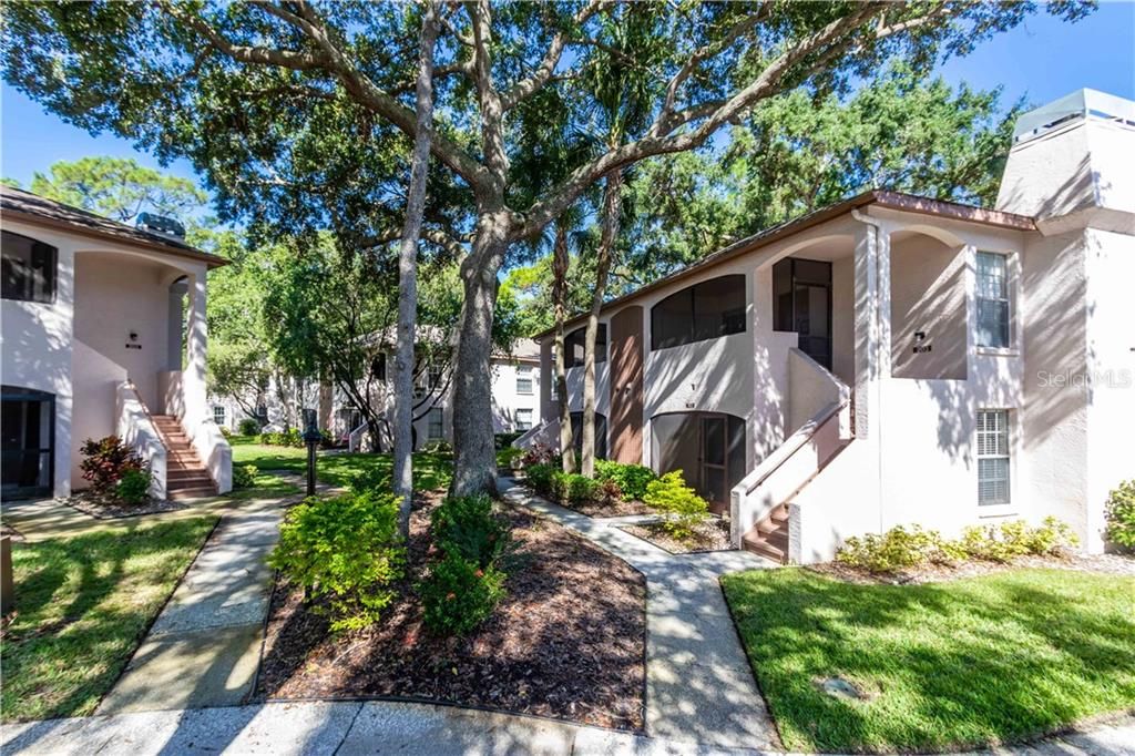 Recently Sold: $135,000 (2 beds, 2 baths, 900 Square Feet)