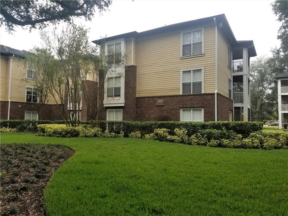 Vendido Recientemente: $115,000 (2 camas, 2 baños, 990 Pies cuadrados)