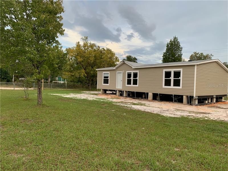 Recently Sold: $128,000 (3 beds, 2 baths, 1308 Square Feet)
