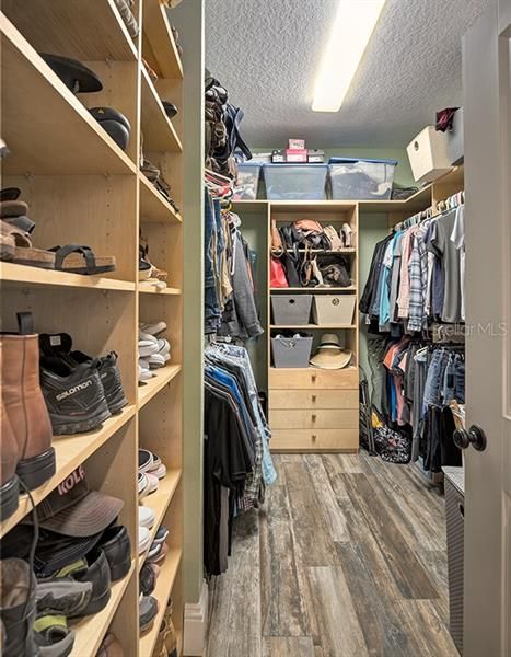 WOW WALK-IN CLOSET with Custom Built in Shelving and Drawers!!!