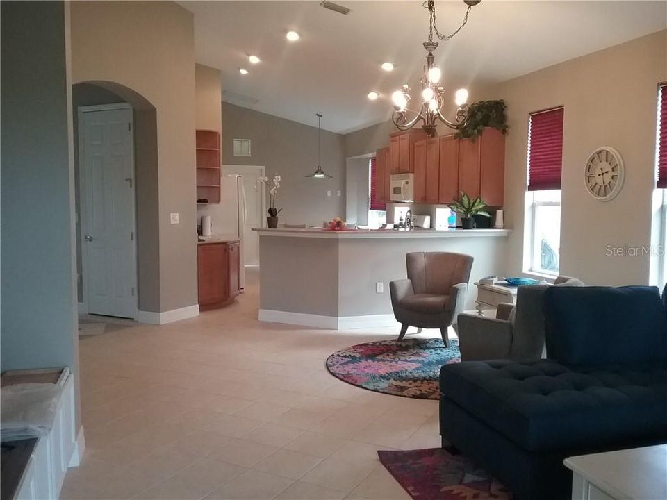 For Rent: $5,000 (3 beds, 2 baths, 1645 Square Feet)