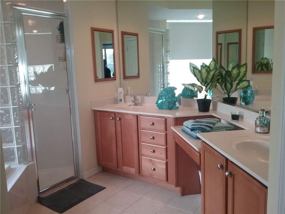 For Rent: $5,000 (3 beds, 2 baths, 1645 Square Feet)