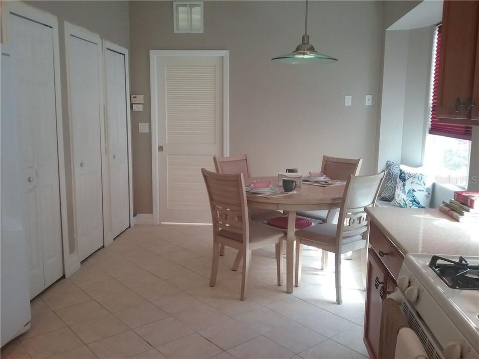 For Rent: $5,000 (3 beds, 2 baths, 1645 Square Feet)