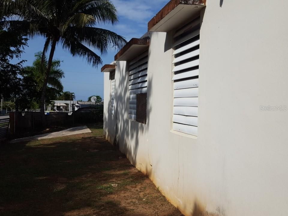 Vendido Recientemente: $67,600 (3 camas, 1 baños, 820 Pies cuadrados)