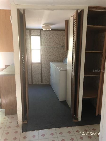 Recently Sold: $30,000 (2 beds, 2 baths, 924 Square Feet)