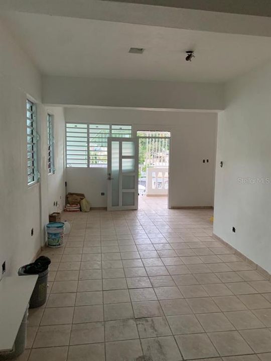 Vendido Recientemente: $78,000 (3 camas, 1 baños, 1021 Pies cuadrados)