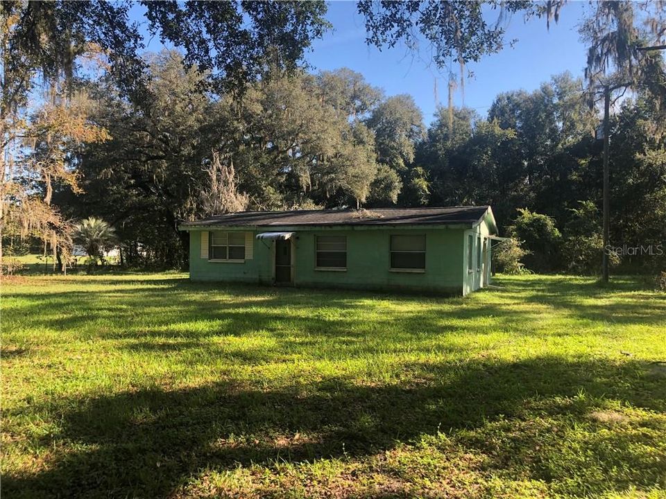 Recently Sold: $157,000 (2 beds, 1 baths, 1059 Square Feet)