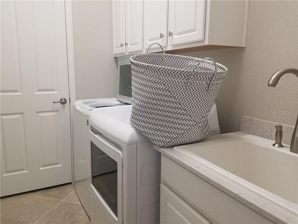 Laundry room off kitchen