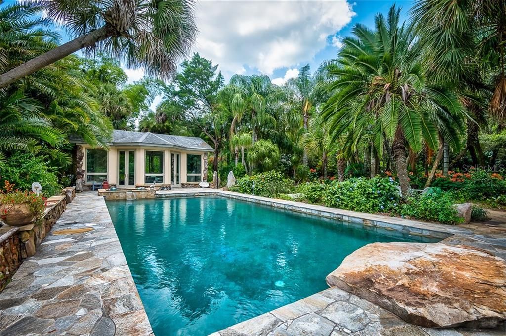 Recently Sold: $1,800,000 (5 beds, 4 baths, 5124 Square Feet)