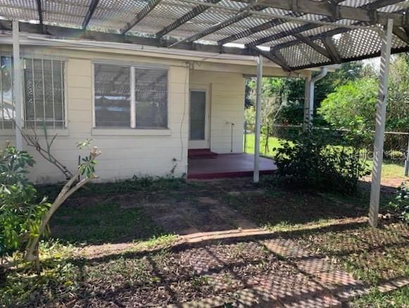 Recently Sold: $198,000 (3 beds, 2 baths, 1704 Square Feet)