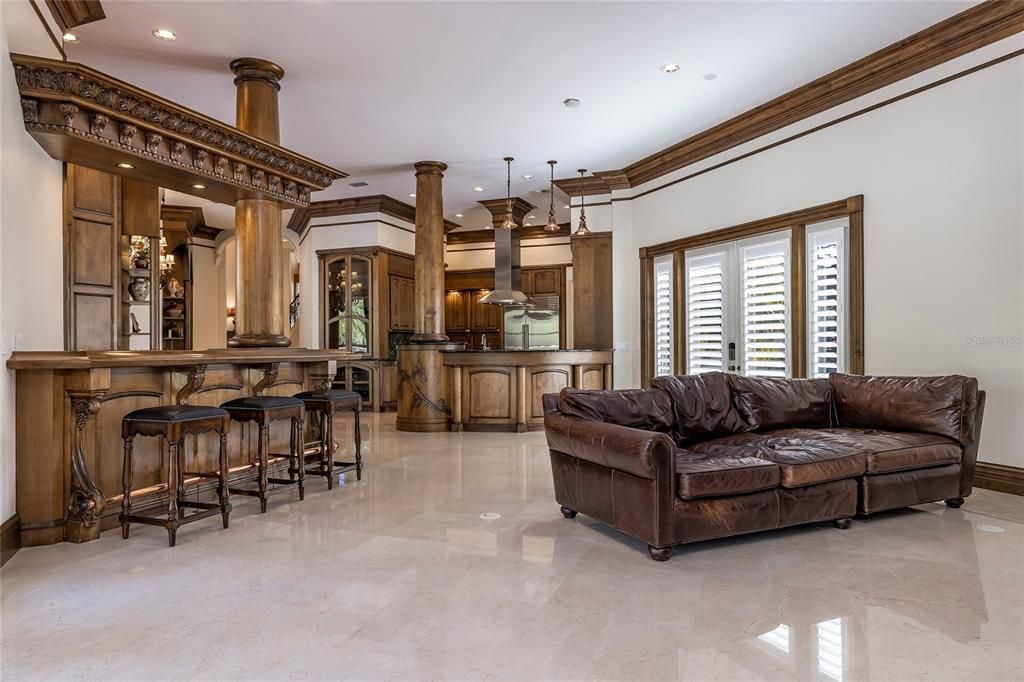 Recently Sold: $2,400,000 (5 beds, 6 baths, 7264 Square Feet)