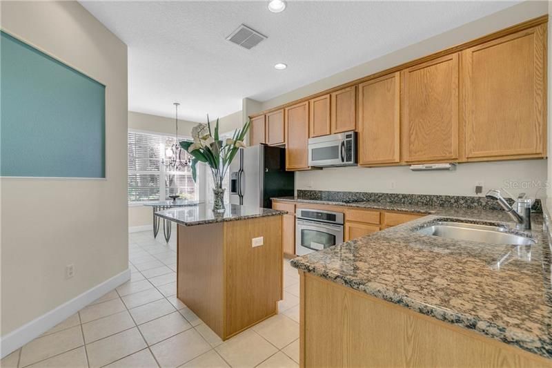 Recently Sold: $410,000 (3 beds, 2 baths, 2313 Square Feet)