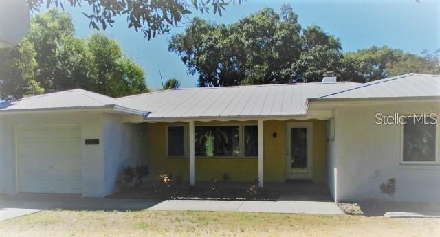 Recently Rented: $1,650 (2 beds, 2 baths, 1479 Square Feet)