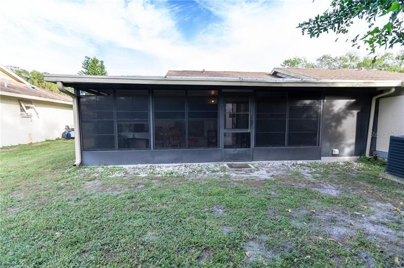 Recently Sold: $77,000 (2 beds, 2 baths, 990 Square Feet)