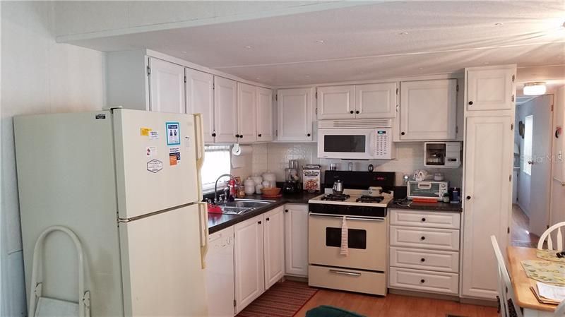 Recently Sold: $35,900 (1 beds, 1 baths, 528 Square Feet)