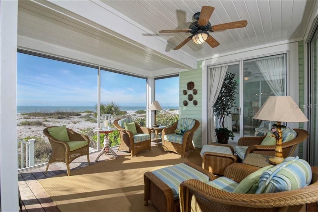 BEACHFRONT LIVING!